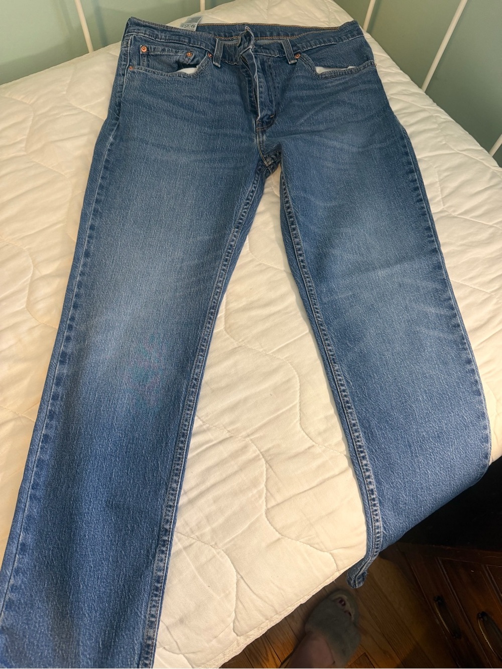 Levi's Men's Straight-Leg Jeans in Medium Blue Denim